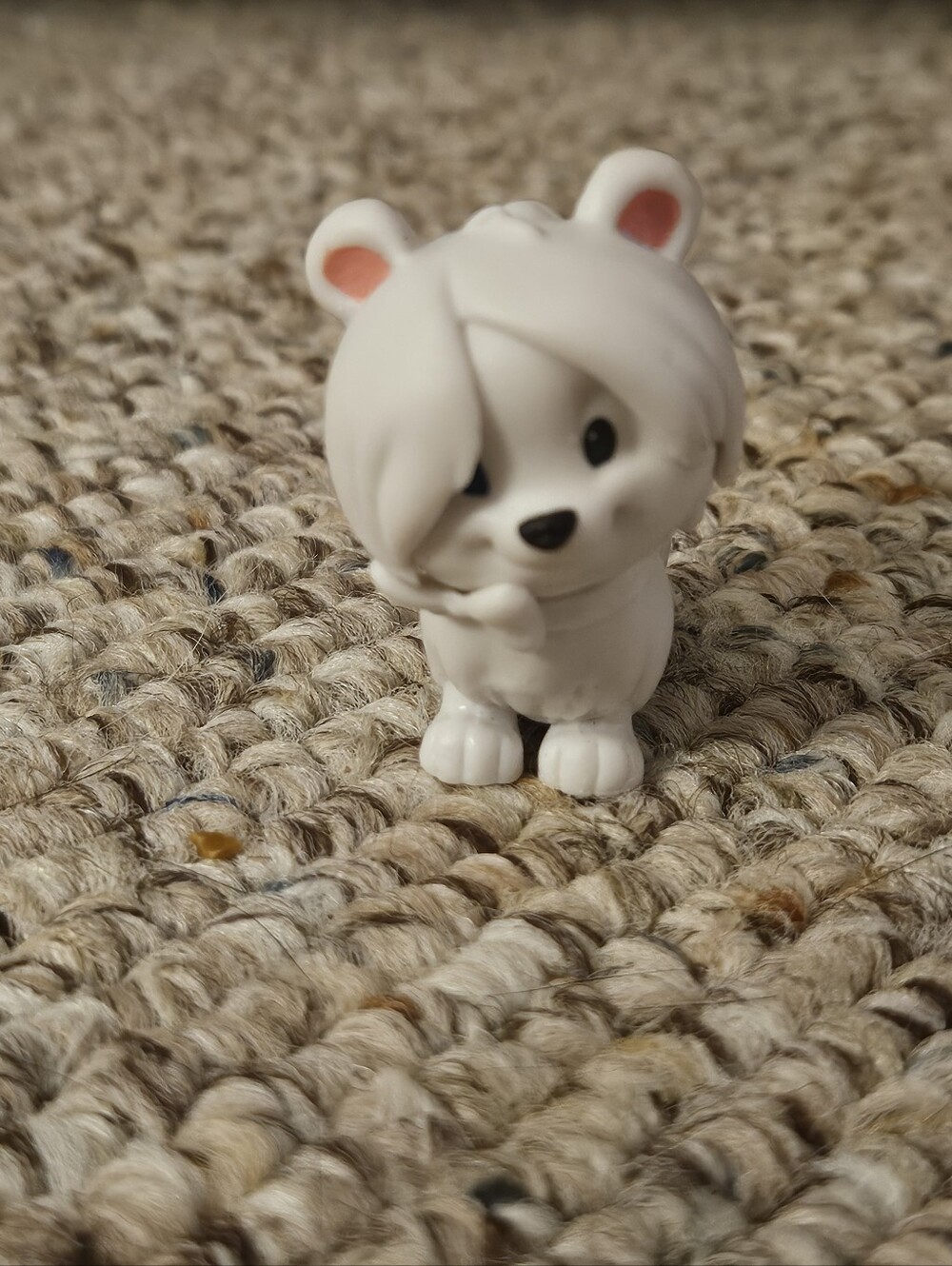 Disney Minnie Mouse Dog Snowpuff Figure